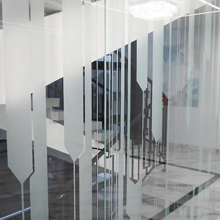 Ξενοδοχείο Tourist Λβιβ